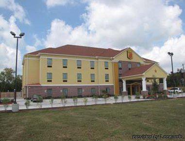 Super 8 By Wyndham Laporte La Porte Bagian luar foto