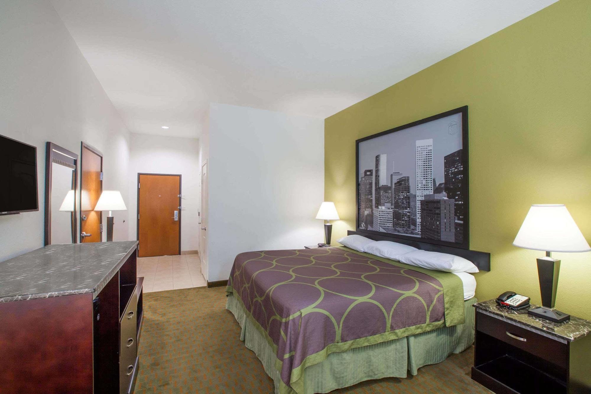 Super 8 By Wyndham Laporte La Porte Bagian luar foto